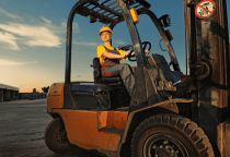 Những lưu ý khi sử dụng xe nâng trong điều kiện khí hậu khắc nghiệt