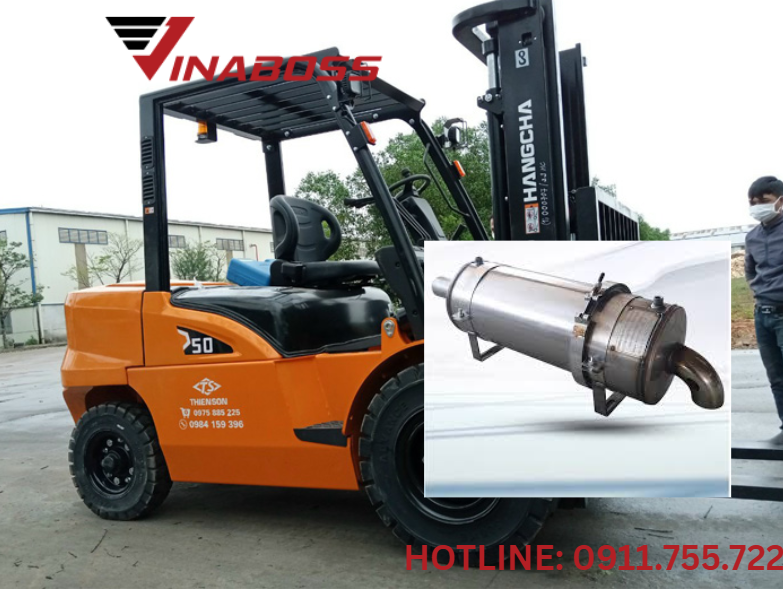 Xe nâng dầu thủy lực bị cặn, và bộ lọc khí cũ, hỏng