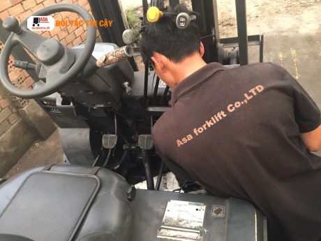 Sửa chữa xe nâng tại Hóc Môn